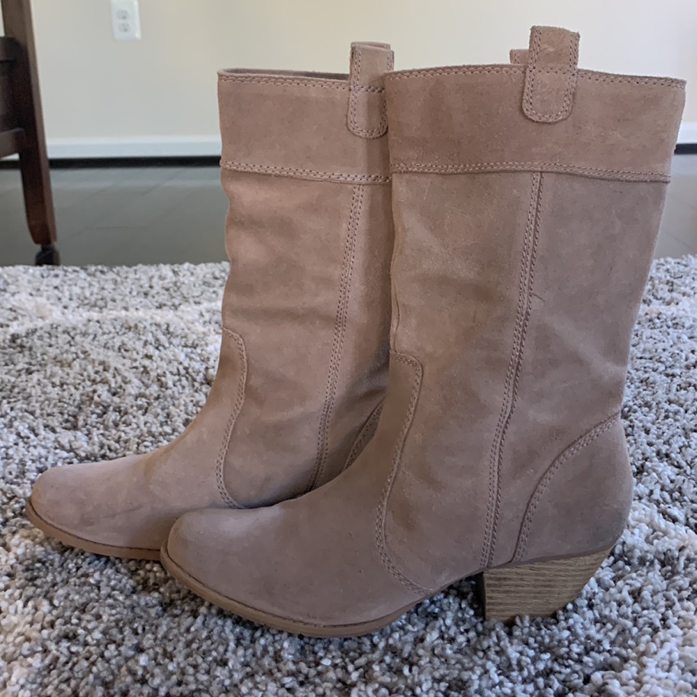 BC leather upper tan western style boots, size 10